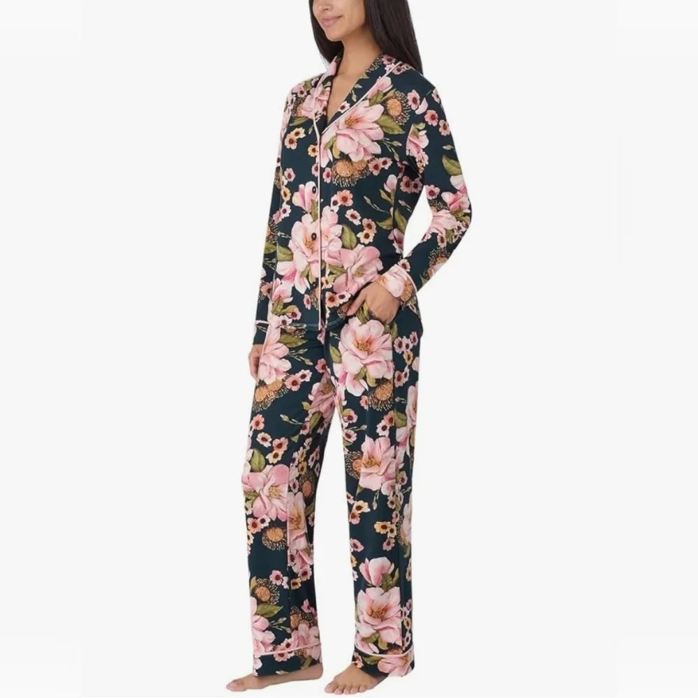 New Room Service Pajama 2 Piece Set Shawl Collar Punk Black Floral Pjs - Picture 2 of 6